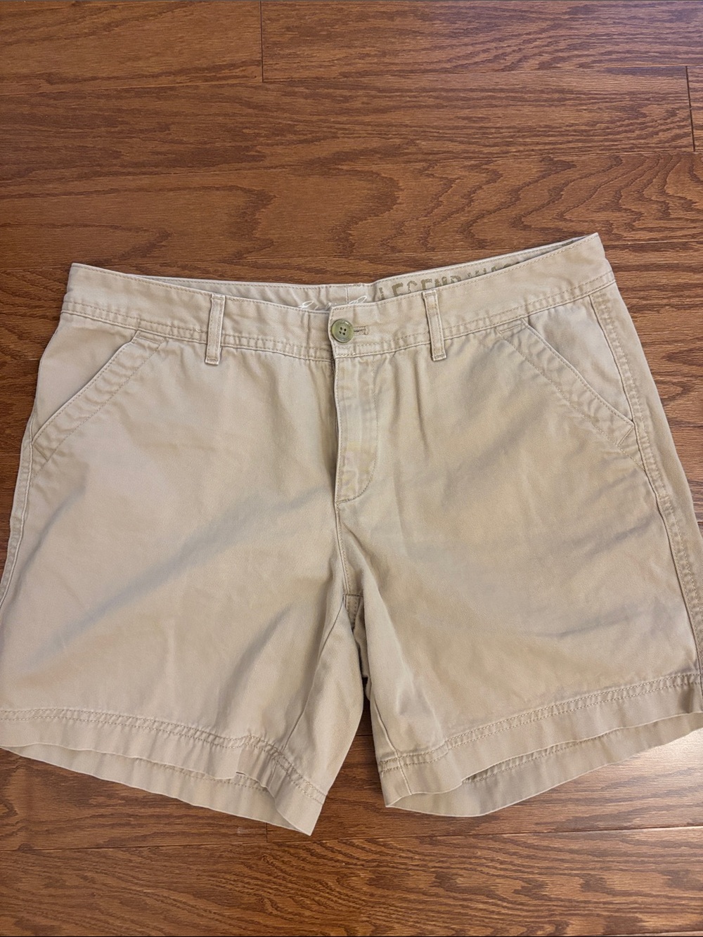 Women’s low rise Khaki, legend wash,  casual Shorts - Classic Chino Style
